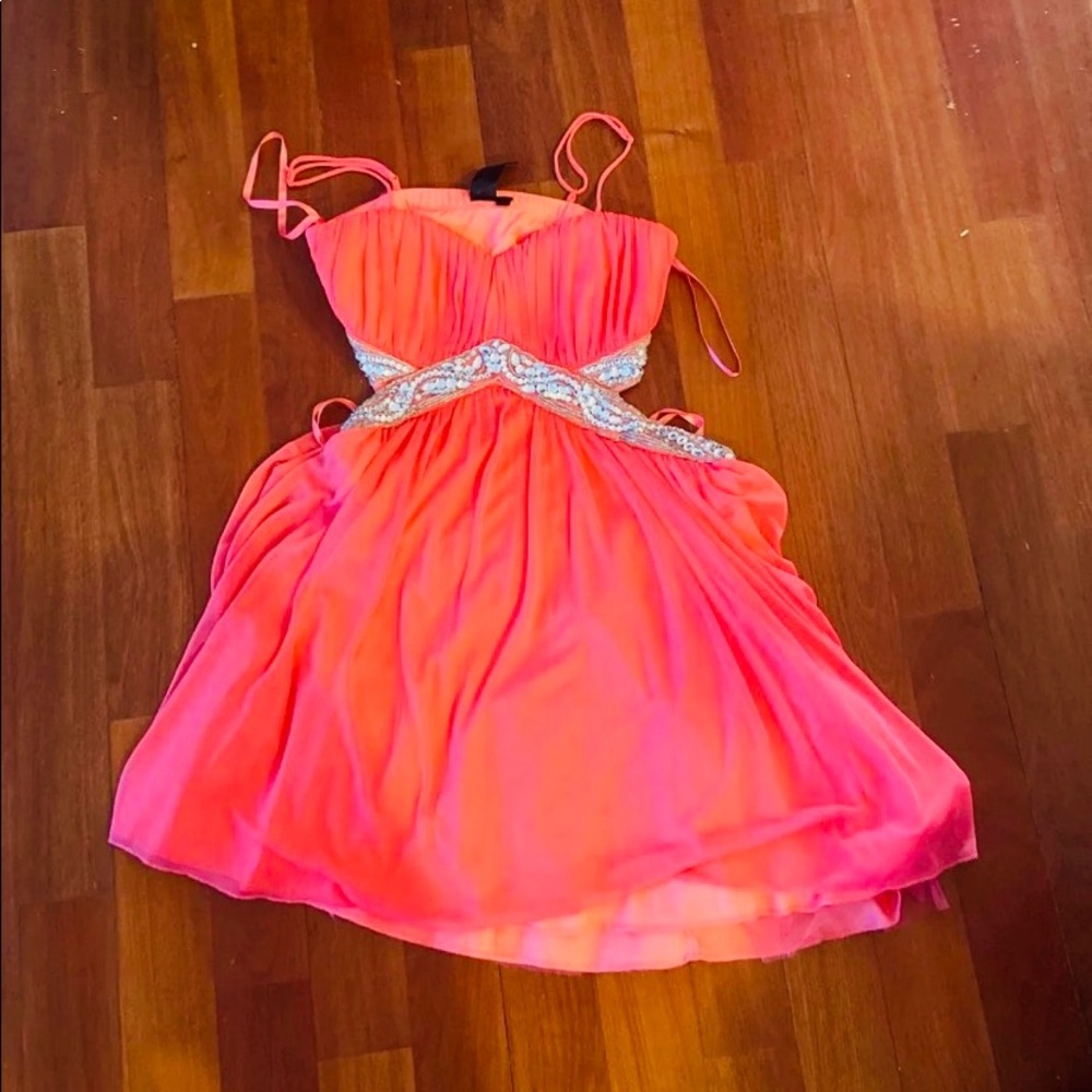 Party/prom homecoming dress